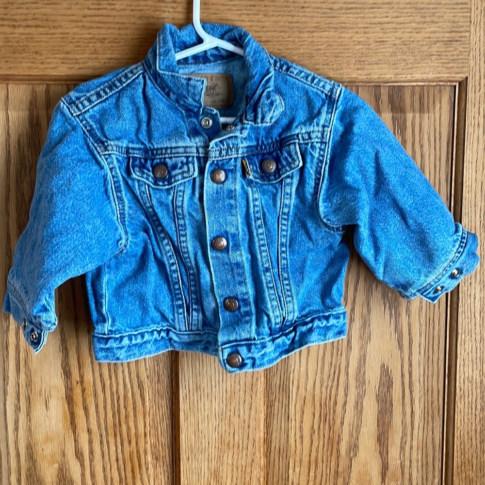 ✨VINTAGE LEVI Denim Jacket✨✨
